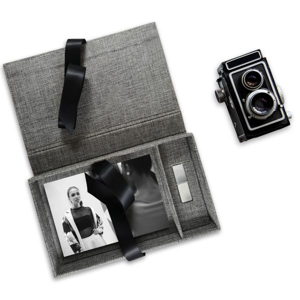 Charcoal linen USB photo box for photographer out now!