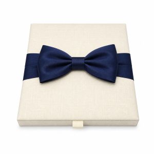 Man-Bow Linen Wedding Invitation Box