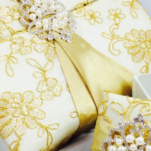 Luxury wedding invitations for wholesale