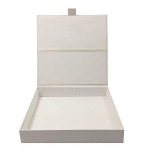 white paper invitation box