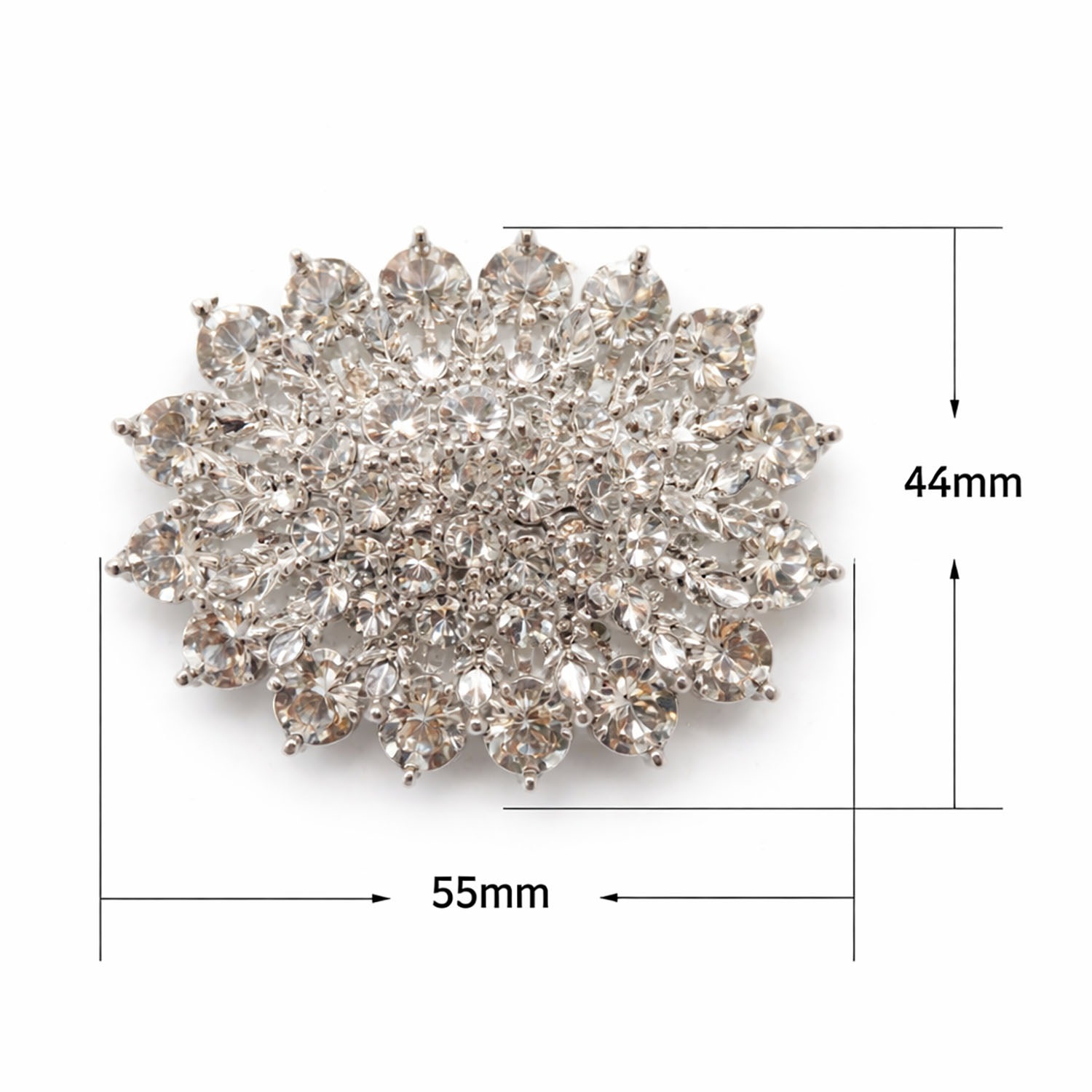 Measurements Large silver crystal cluster brooch 55×44mm