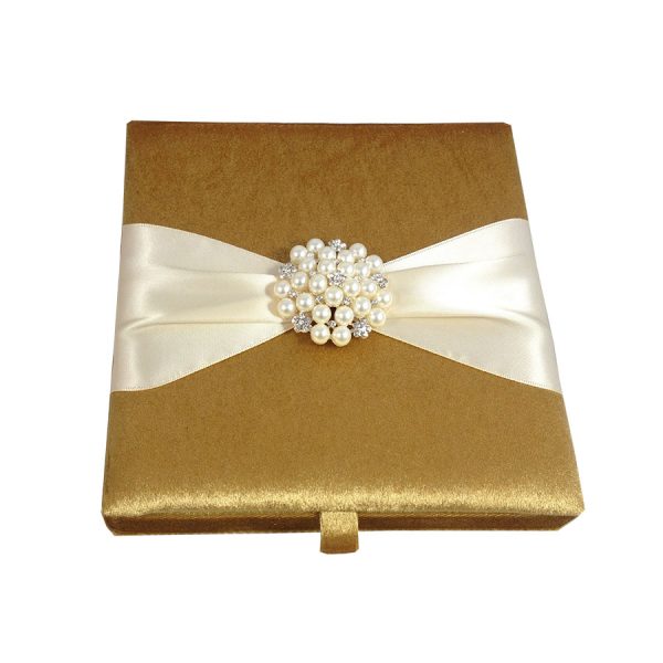 gold-velvet-boxed-wedding-invitations-pearl