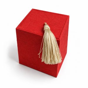 red mulberry tea box with tassel