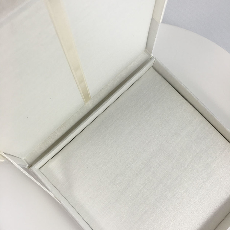 Hand-Made Royal Blue Thai Silk Gift Box From Chiang Mai