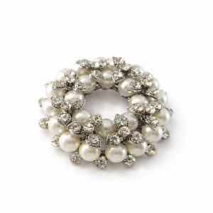 Round Pearl Brooch