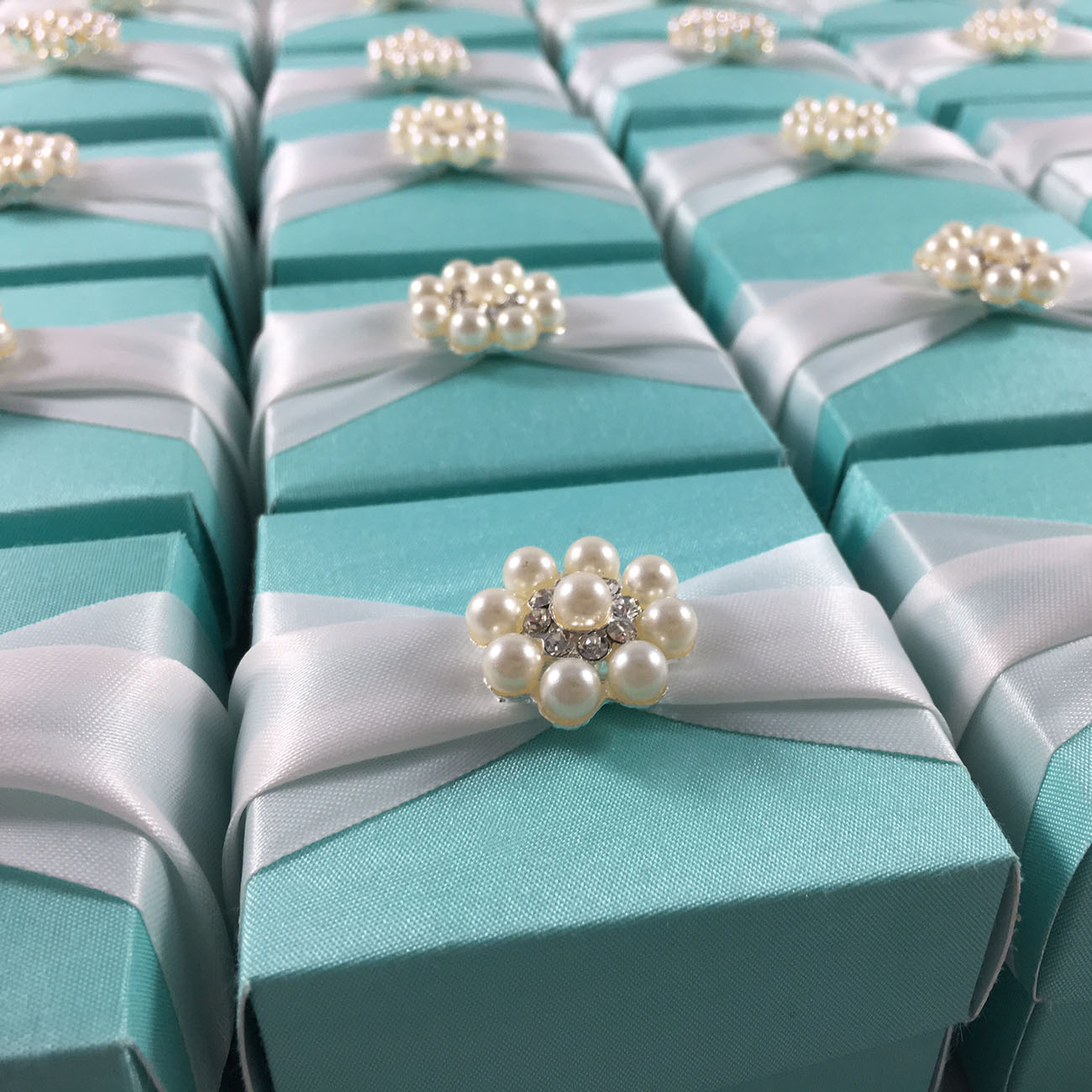 tab-top-small-square-favor-boxes-wedding-favor-boxes-diy-wedding