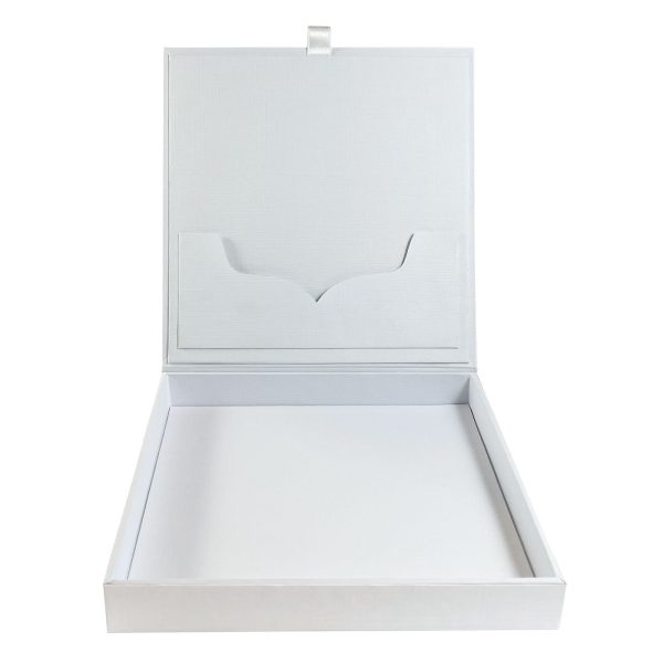 White box for boxed wedding invitations
