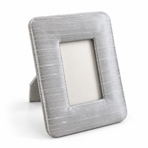 Luxury grey silk photo frame handcrafted in Thailand for 5 × 7 inch photographs
