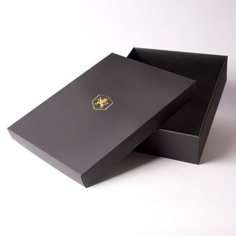 Black Handmade Paper Box Mailer With Gold Logo Foil Stamp