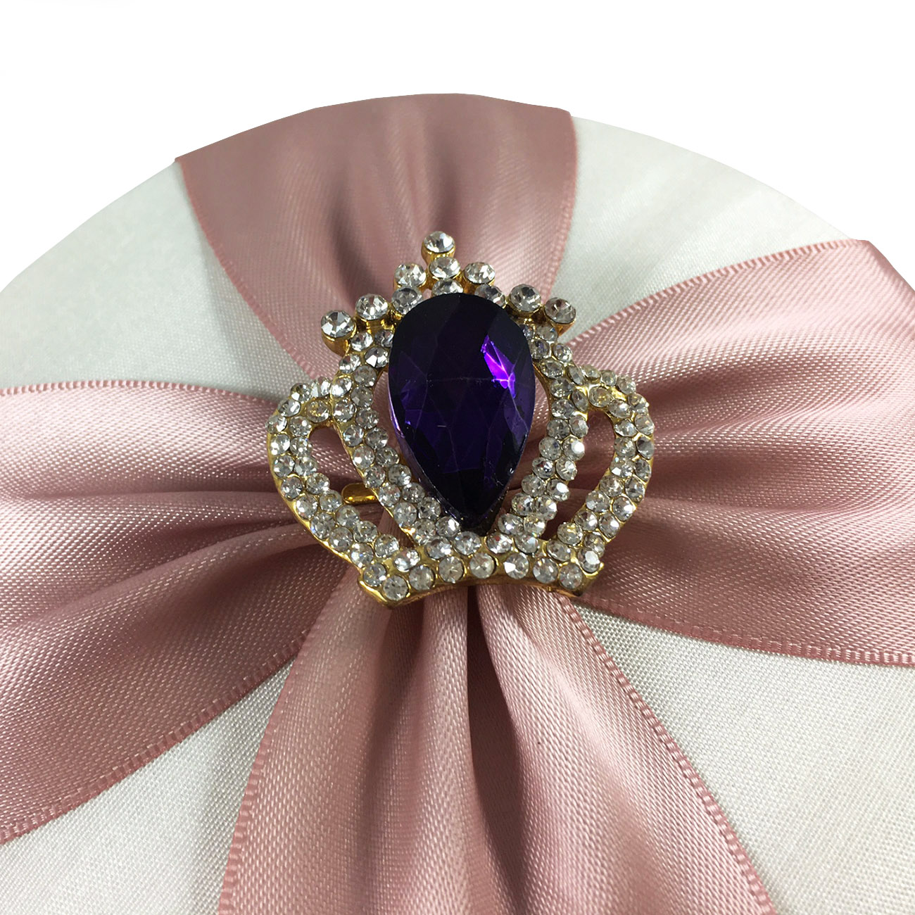 Luxury wedding gift box with crown brooch