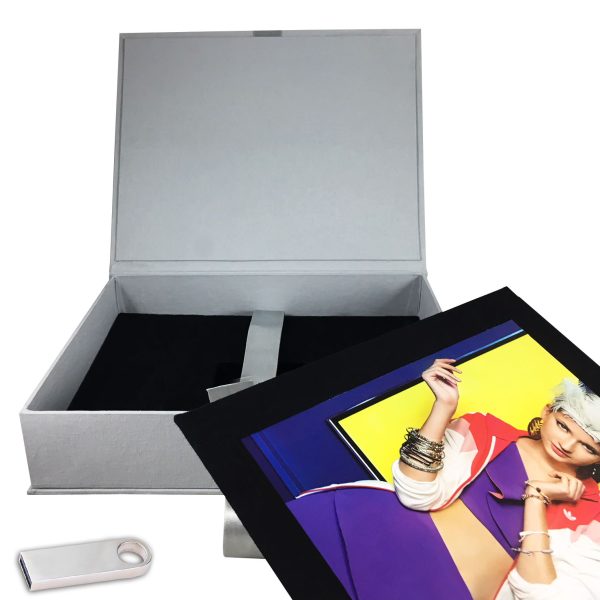 Linen photo box with USB slot