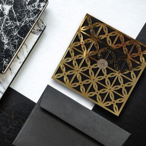 Acrylic gatsby pattern invitation box with diamond