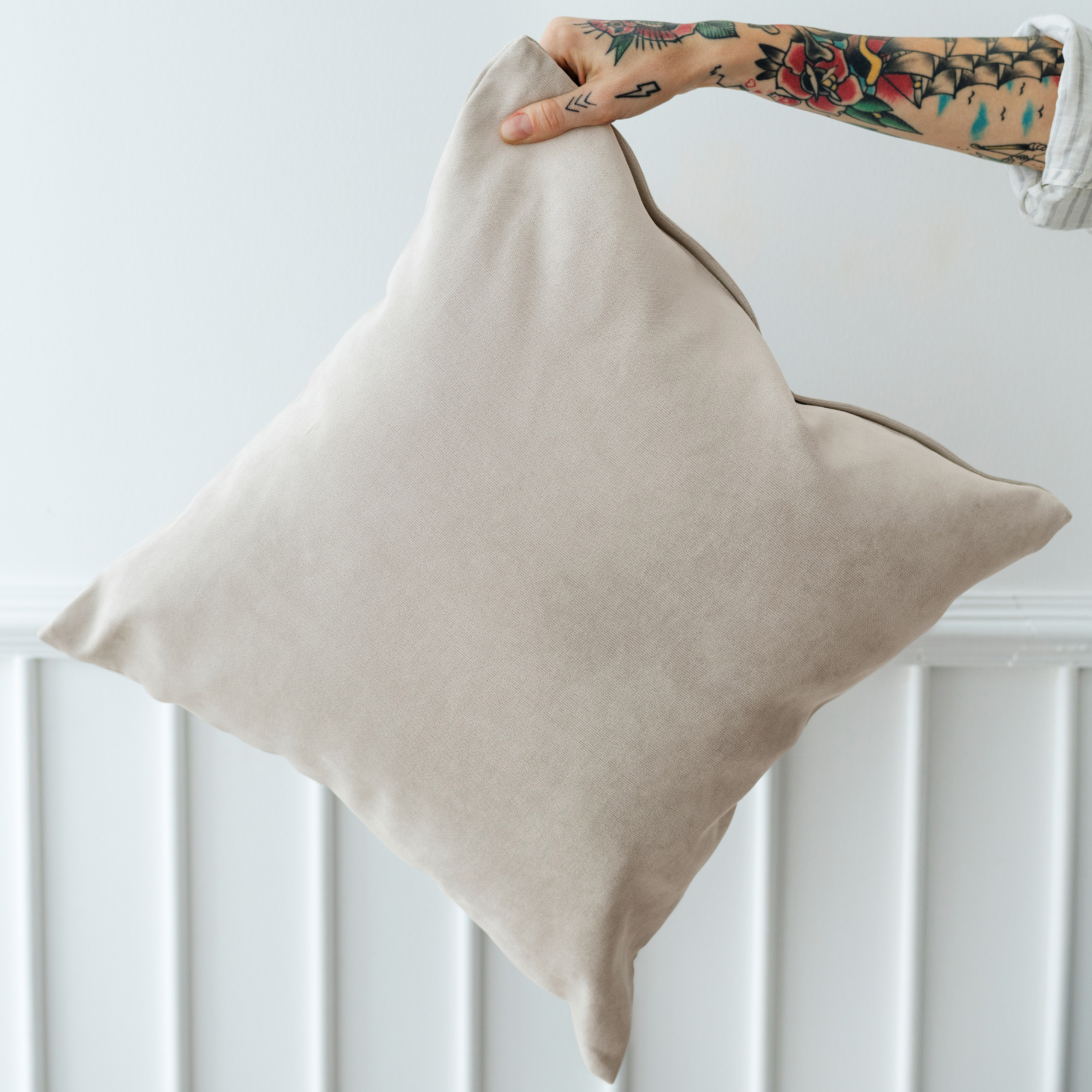 Handmade Pillow Cover Linen Pillow Case with Gold Zipper Antelope