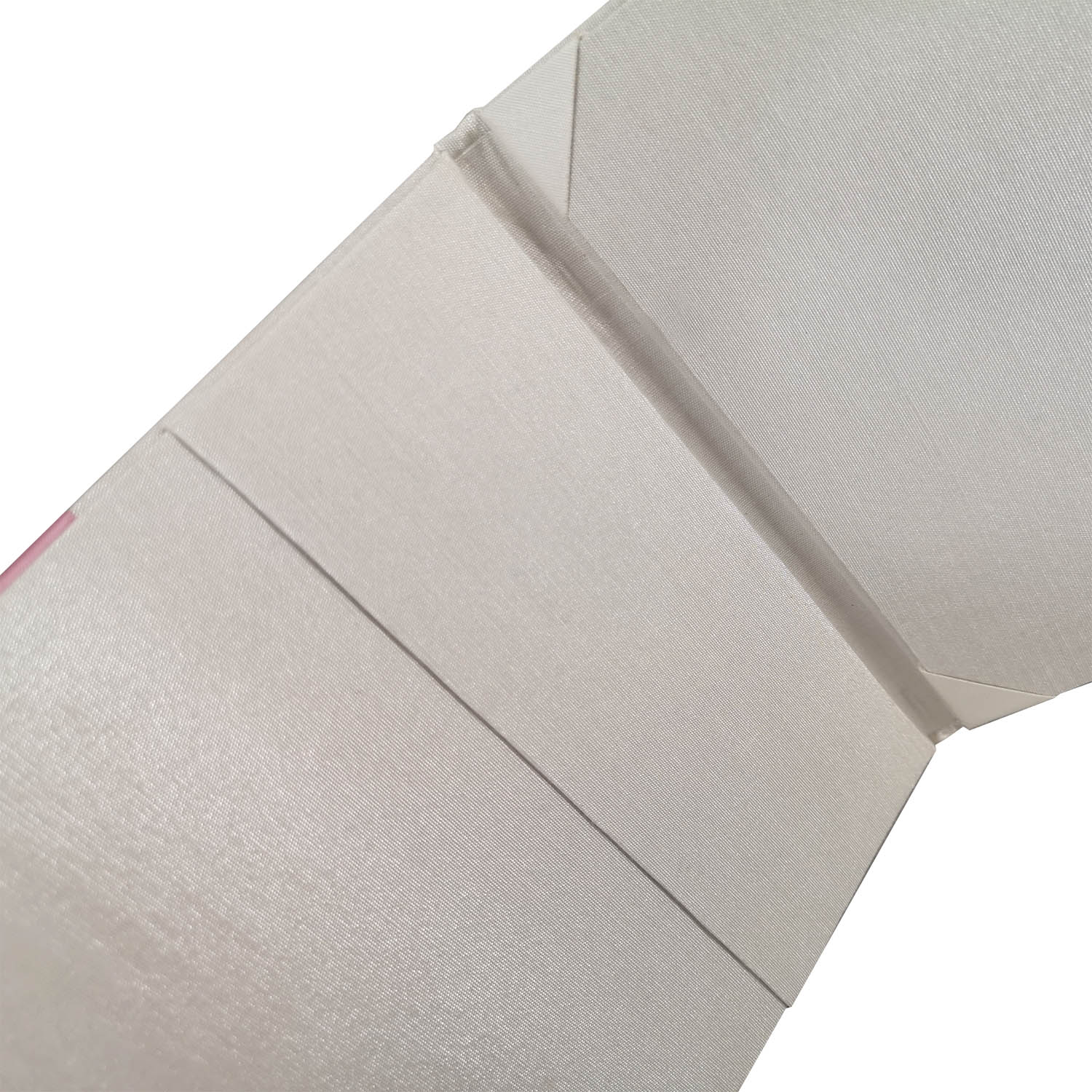 interior pockets of silk folder