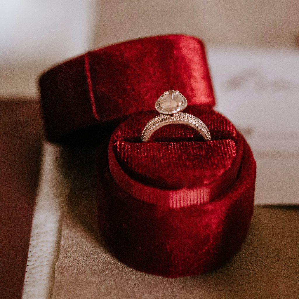 Luxury Red Velvet Engagement Ring Box