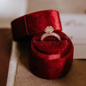 Velvet fabric engagement ring box