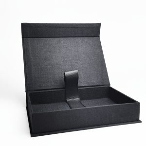 Black linen photo storage box for 4x6 inches photographs