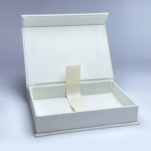 ivory 4x6 linen photo box