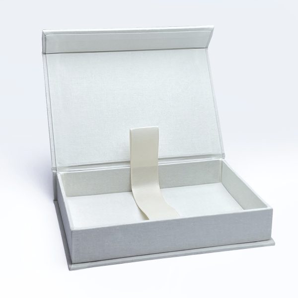 Ivory 4x6 linen photo box