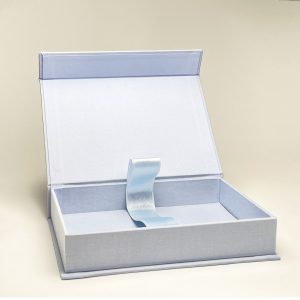 Pale blue 4x6 linen photo box