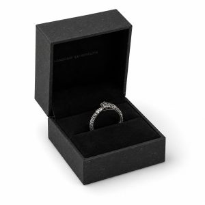 Luxury Black Jewelry Ring Box – Handcrafted Elegance for High-End Jewelry