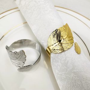 Leaf napkin ring