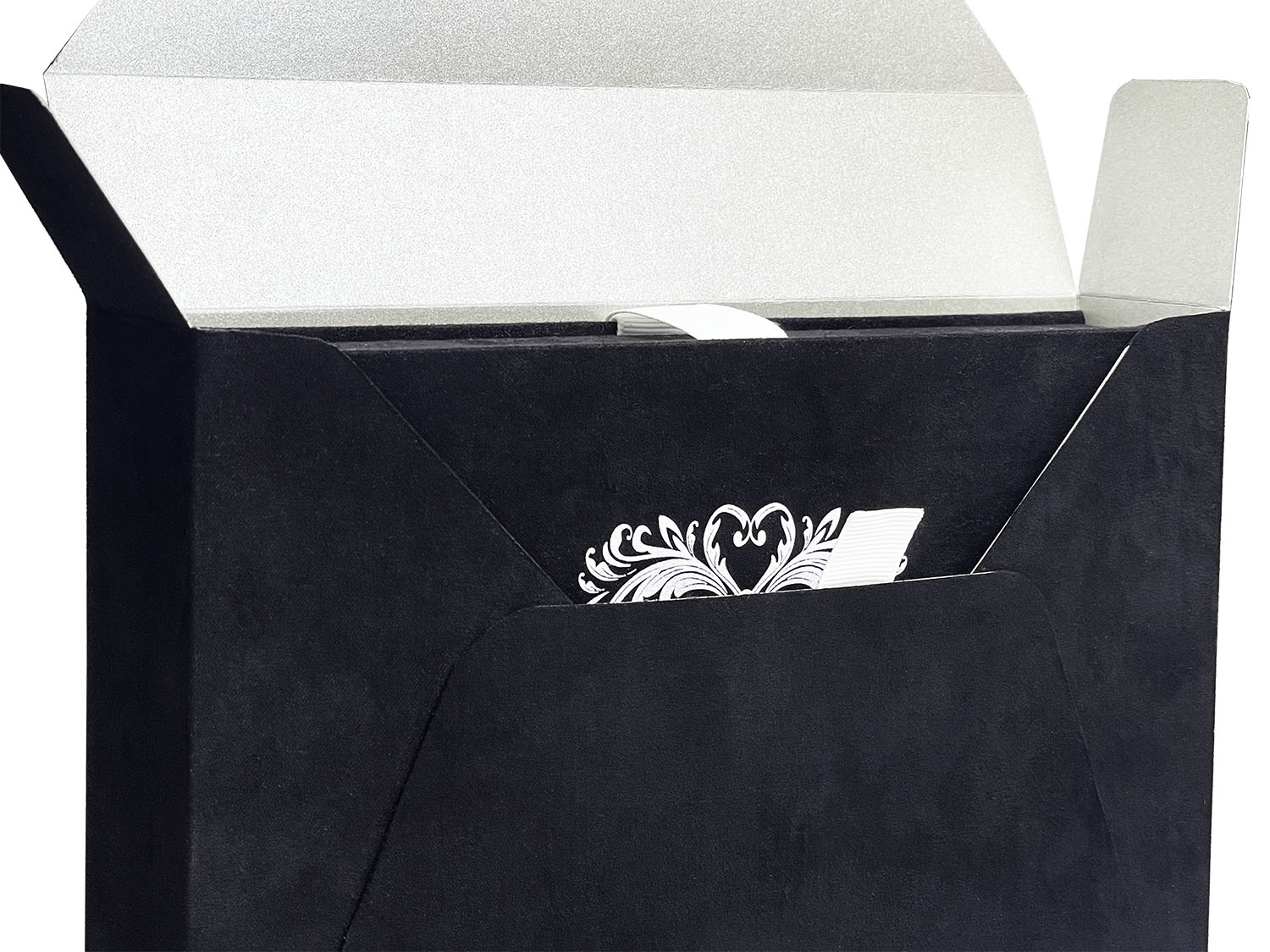 Matching velvet mailing envelope box